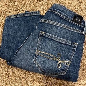 Denizen From Levi’s High Rise Mom Jeans